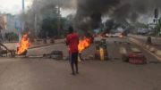 Mali - Des manifestatants assiègent la télévision nationale